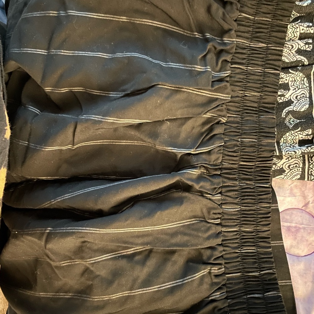 Pants - Picture 3 of 4